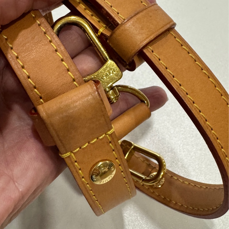 LOUIS VUITTON 月亮包 彎月包(85成新)-16