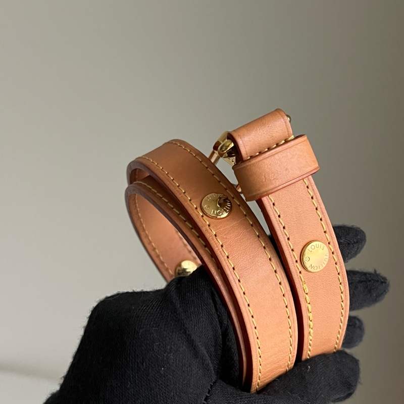 LOUIS VUITTON 月亮包 彎月包（85成新）-50