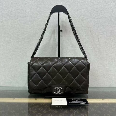 CHANEL 銀扣菱格紋CF肩背斜背風琴包 28*18*5 98新配件塵袋保卡