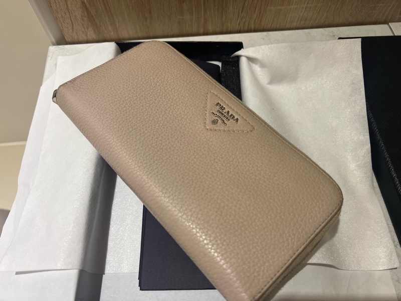 Prada 長夾/奶茶色-7