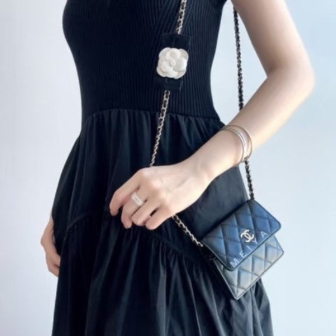 Chanel 香奈兒21s 黑金mini woc