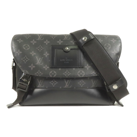 LOUIS VUITTON Monogram Eclipse Messenger PM Voyager銀扣肩背袋