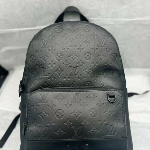 Lv 新款阿波羅後背包 全新 配件塵袋購證