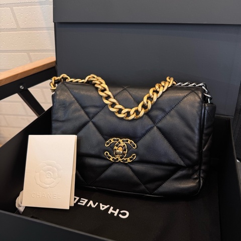 Chanel 19bag 黑金小號