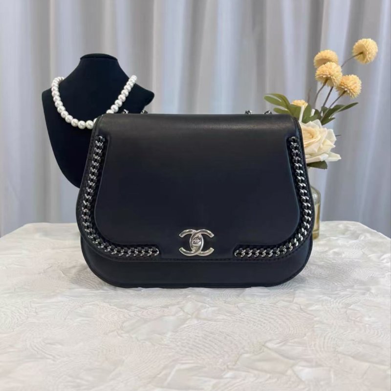 Chanel 17P黑銀牛皮馬鞍包24*17.5*8 99新配件保卡塵袋-1