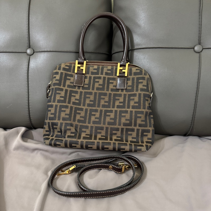 Fendi 老花貝殼手提肩背兩用包（咖）/兩用包/肩背包/手提包/貝殼包-1