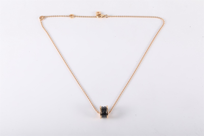 BVLGARI(寶格麗) B.ZERO1 彈簧項鏈 三環扣 18K玫瑰金/黑陶瓷 項鏈 玫瑰金-5