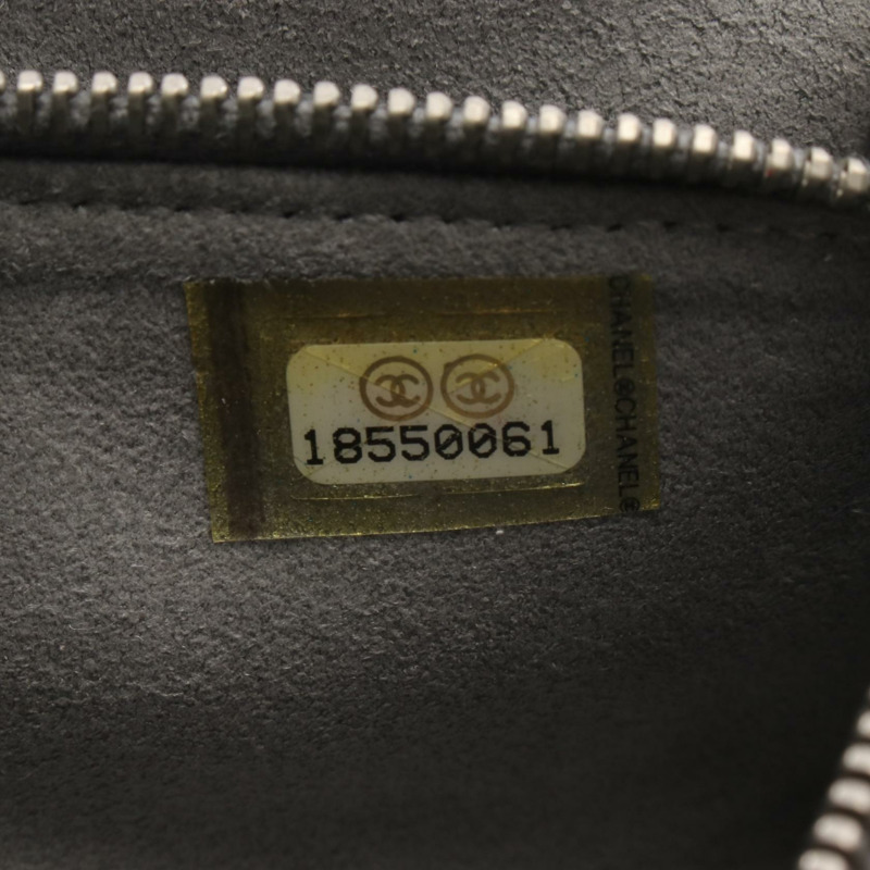 香奈兒 (CHANEL) Matelasse Pouch 手拿包，羊皮材質，銀色，二手，女士款-4