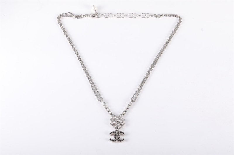 CHANEL(香奈兒)  合金 雙C吊墜項鏈-5