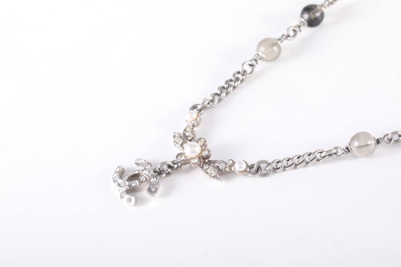 CHANEL(香奈兒)  合金 麥穗小花滿鑽項鏈-1