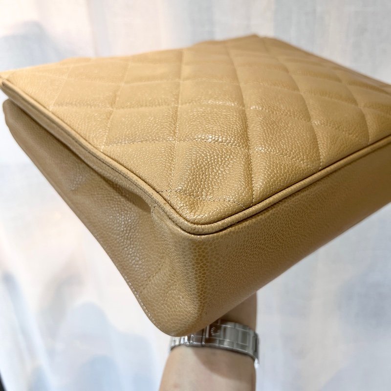Chanel Vintage Beige Caviar Bag-5
