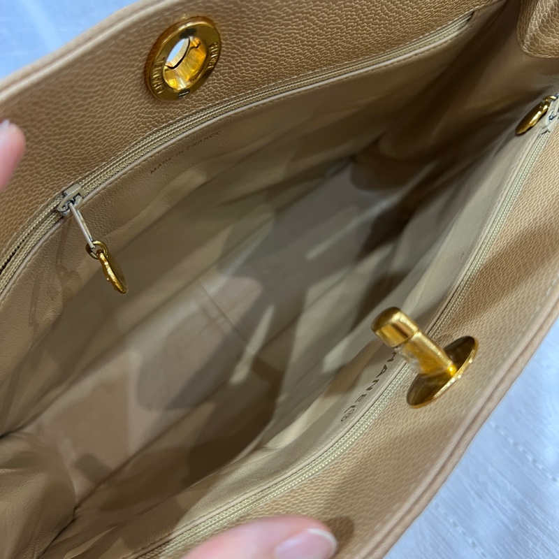 Chanel Vintage Beige Caviar Bag-6