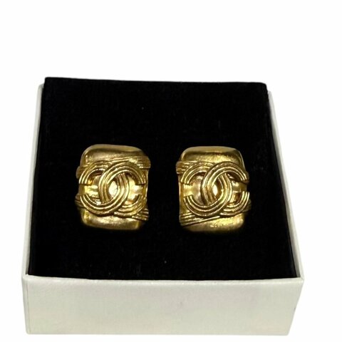 【美收精品】CHANEL金色方形耳環 3-107