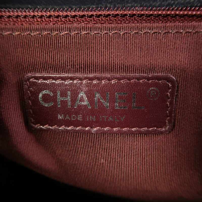 CHANEL 牛皮皮革Boy 28鏈帶肩背袋-7