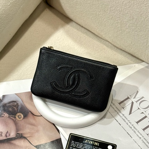 Chanel 香奈兒 ·經典荔枝牛皮黑金ㄧ字零錢包