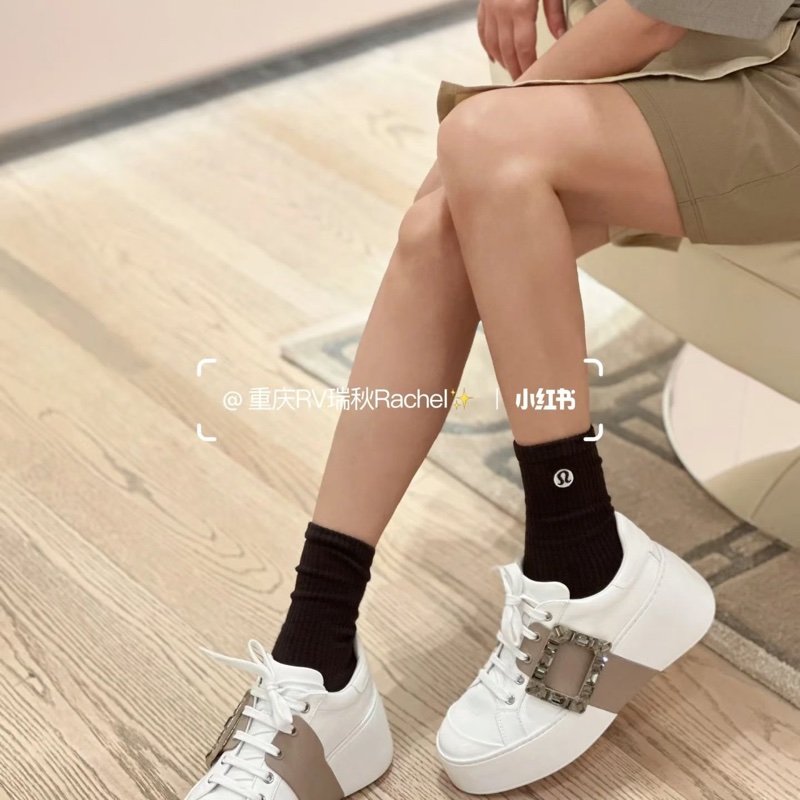 促銷品 Roger  Vivier Viv' Skate 皮革運動鞋 水鑽扣-4