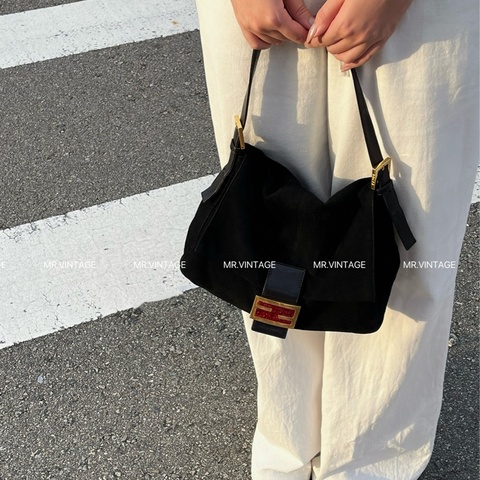 🏷️ fendi Hobo