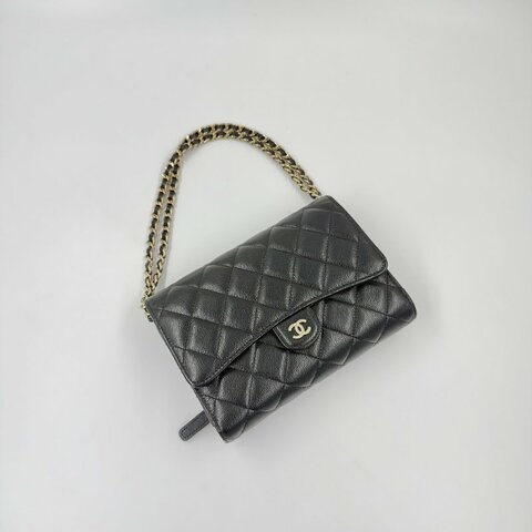 CHANEL-黑色淡金釦牛皮三折WOC