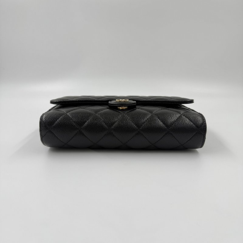 CHANEL-黑色淡金釦牛皮三折WOC-2