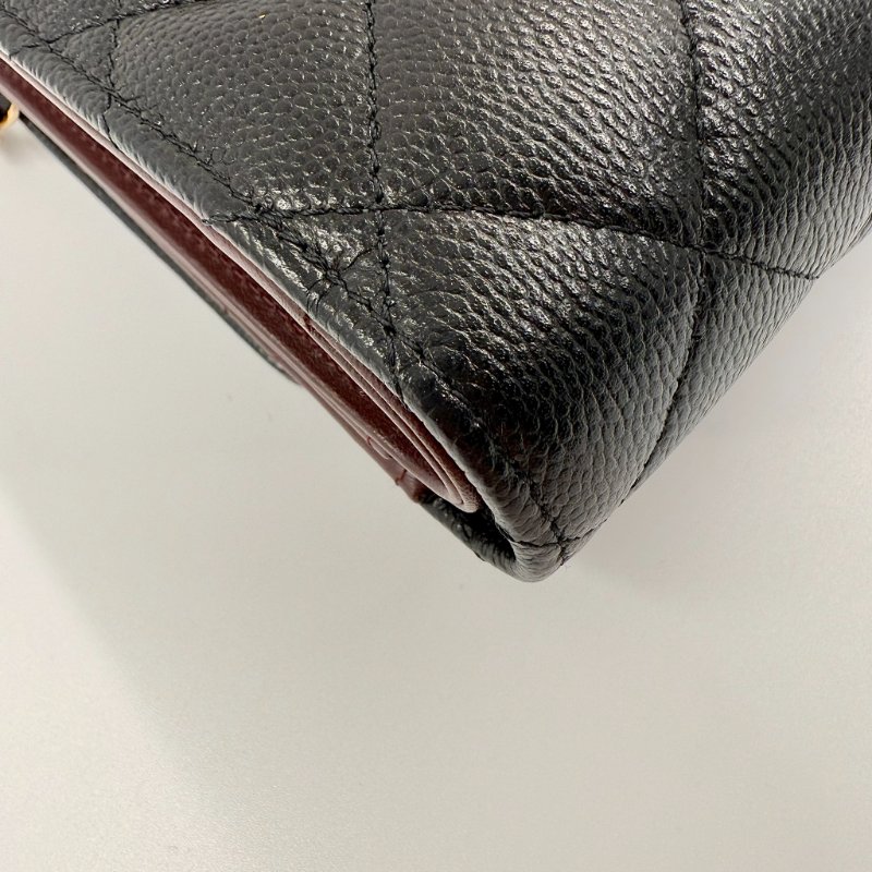 CHANEL-黑色淡金釦牛皮三折WOC-7