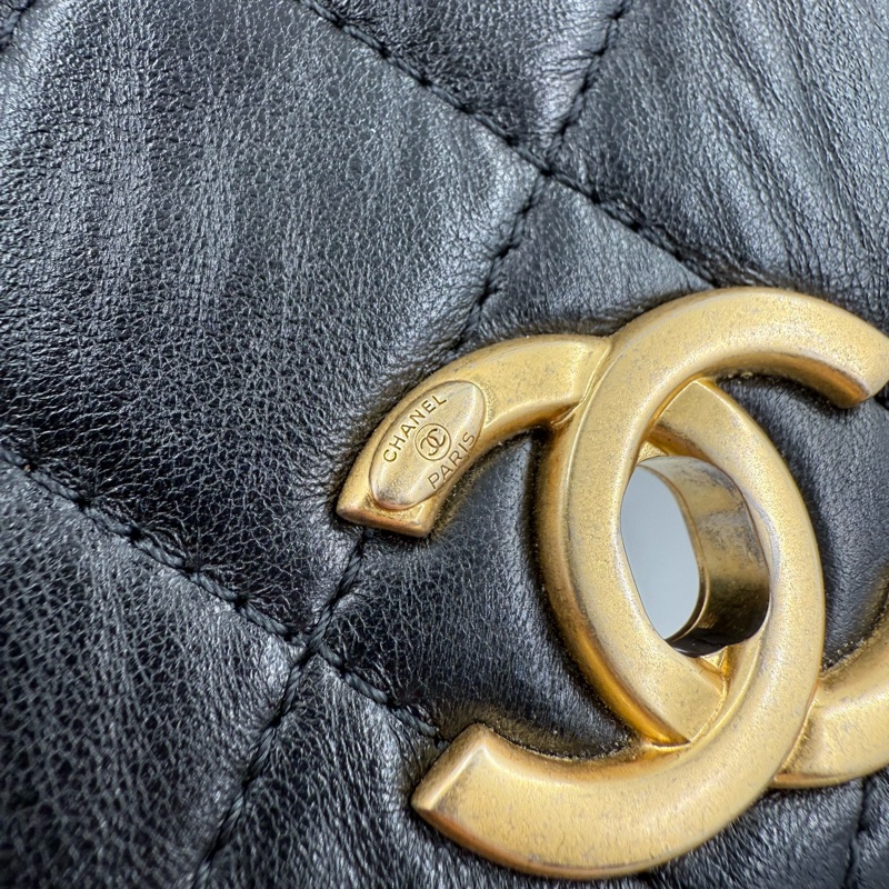CHANEL - 黑金 coco handle mini flap-15