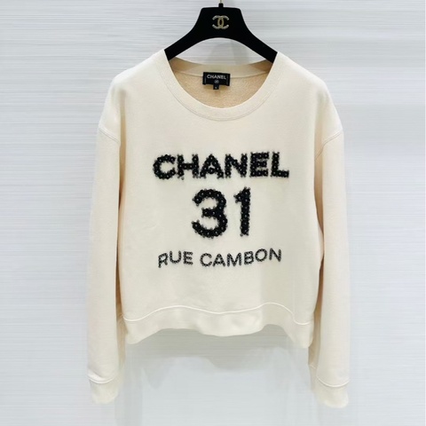 ⭐️ Chanel Top 上衣