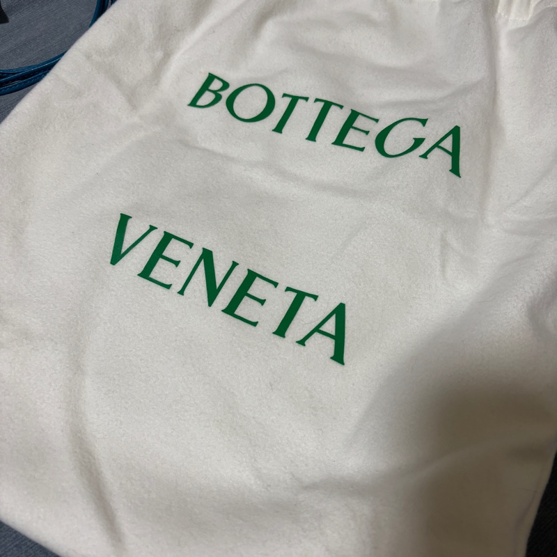 BV 4*3 土耳其藍水桶包-7