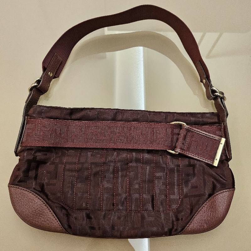 FENDI 腋下包-5