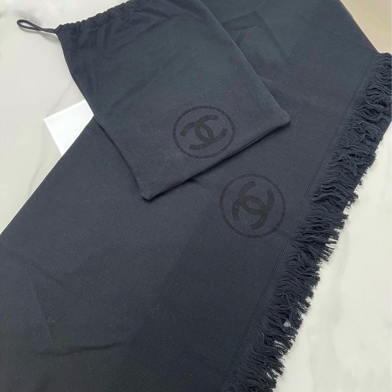 Chanel黑色大毛巾連抽繩袋-0