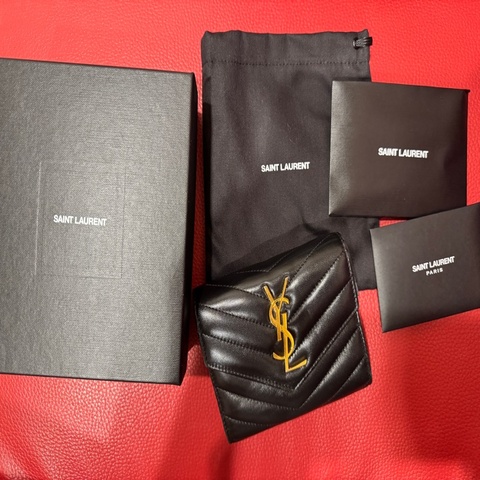 YSL Saint Laurent 聖羅蘭 黑色 金扣 羊皮 六卡 短夾 皮夾