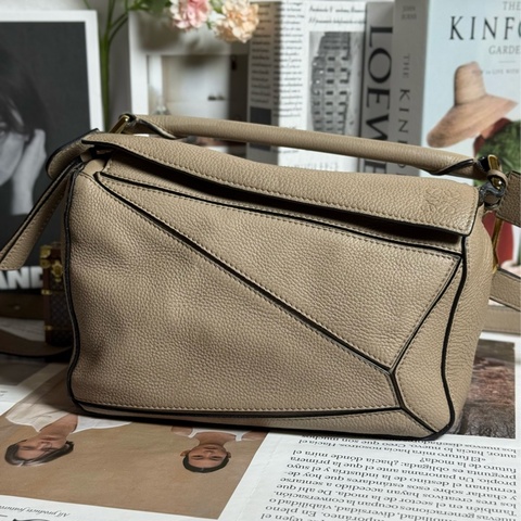 Loewe puzzle 沙色小號