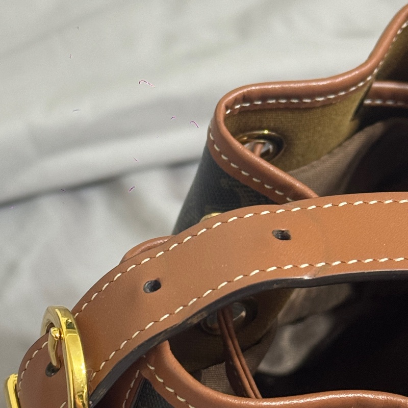 Celine老花抽繩水桶包-1