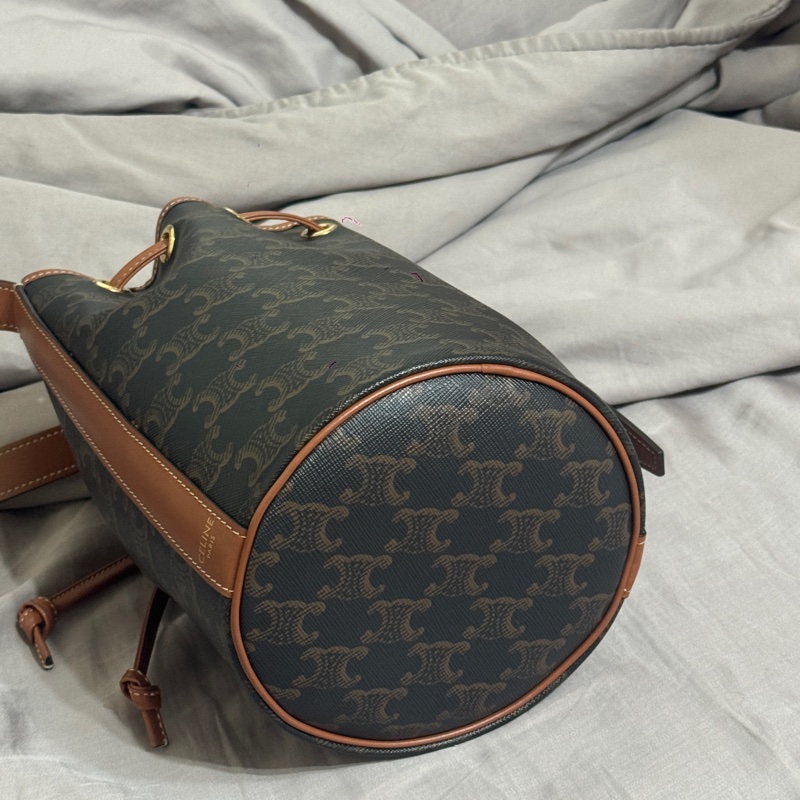 Celine老花抽繩水桶包-6