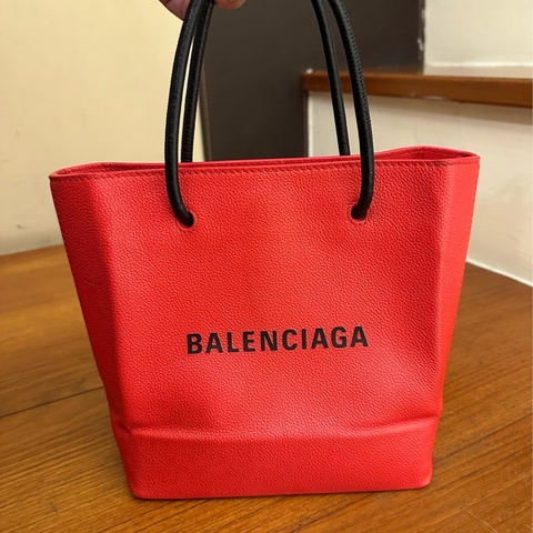 BALENCIAGA 紅皮革黑LOGO紙袋手提兩用包