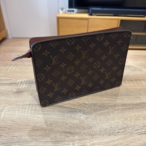 LV 老花 手拿包