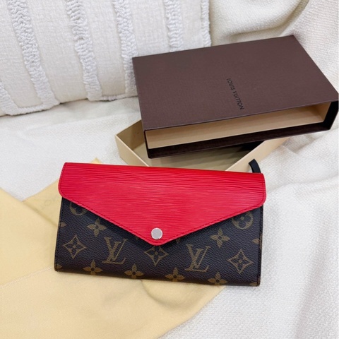 LV 水波紋紅色長銀包