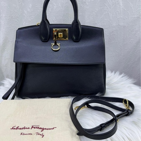 Salvatore FerragamoStudio系列包款