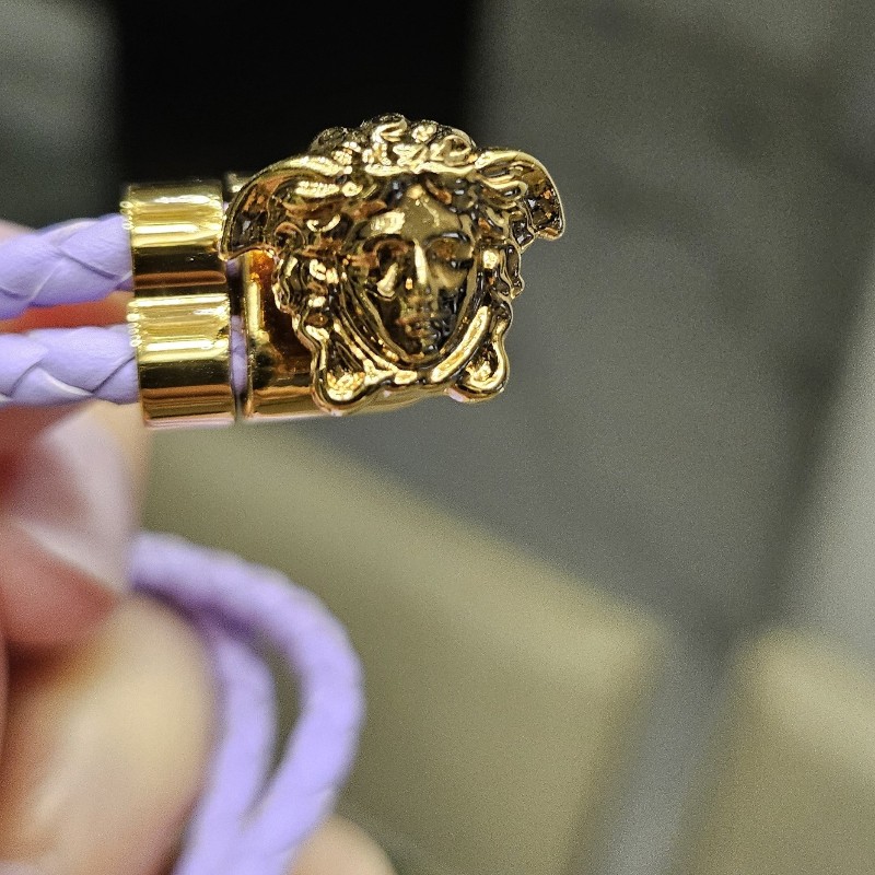 VERSACE皮革編織手環-5