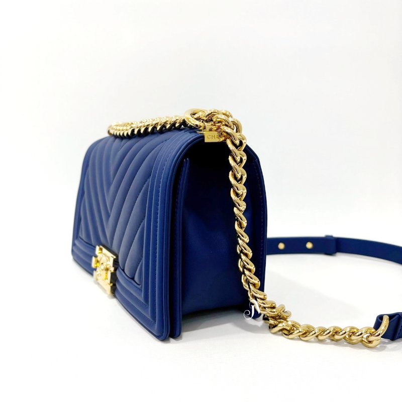 Chanel 深藍羊皮金釦山型紋BOY 25下釦式肩斜背包-2