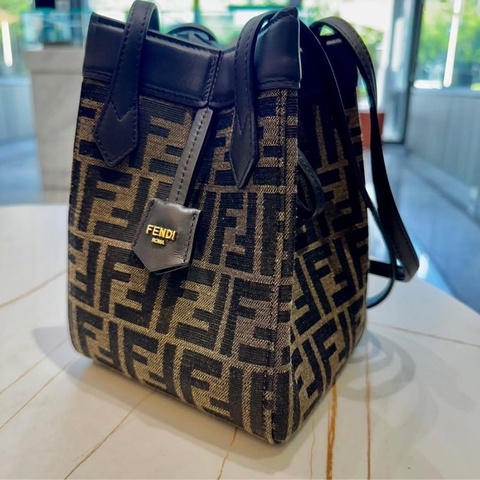 *SHIHNA名牌精品*FENDI Origami MIni 老花折紙包
