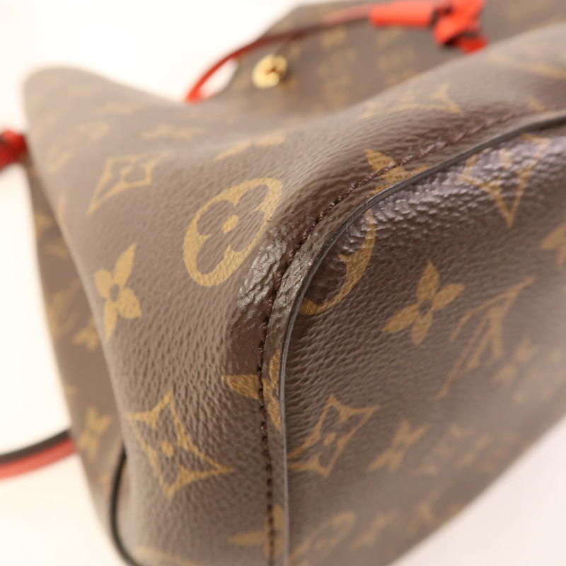 LOUIS VUITTON Monogram Neo Noe Bucket Bag金扣肩背袋Coquelicot-10