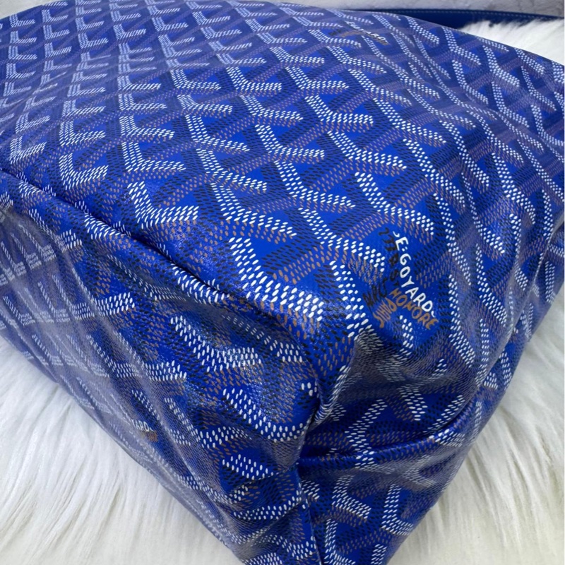 goyard hobo bag-1