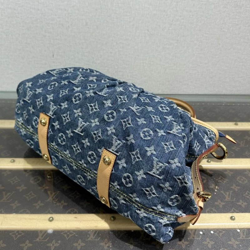 LV 牛仔丹宁老花金扣手提肩背包 43*30*12 98新 配件塵袋-4