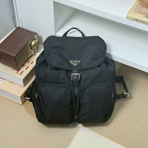 🏷️Prada．Re-Nylon 尼龍雙口後背包 中號