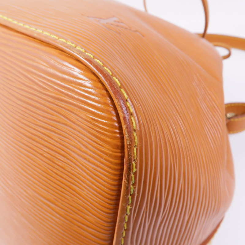 LOUIS VUITTON Epi Noe金扣肩背袋-4