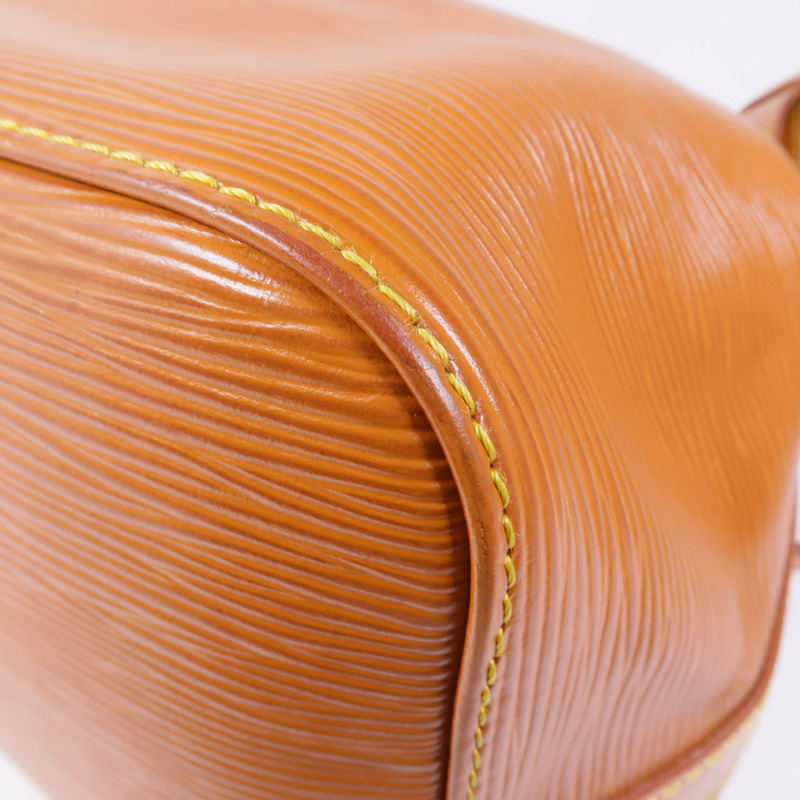 LOUIS VUITTON Epi Noe金扣肩背袋-6