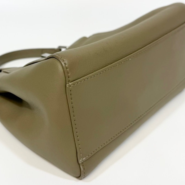 FENDI灰綠色小牛皮迷你Peekaboo手提斜背包-17