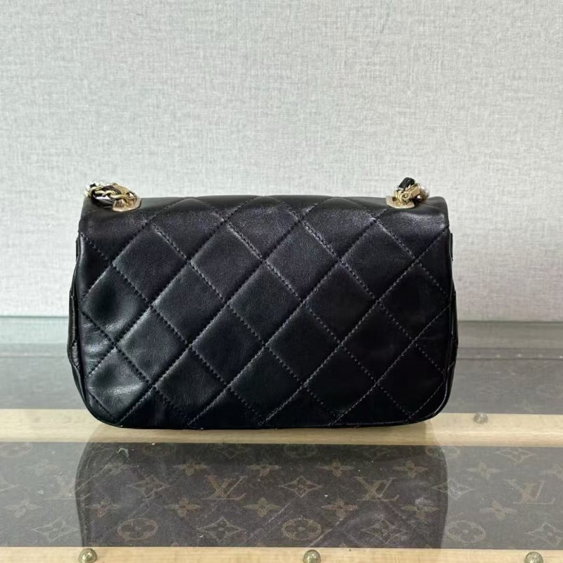 ✨CHANEL 珍珠大mini金扣鍊條斜背包 19*11*5 98新配件塵袋保卡-2