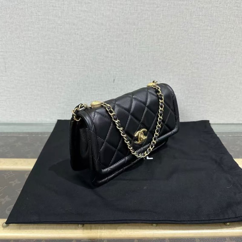 ✨CHANEL 黑金金幣豆腐包 19*12*6 98新 配件塵袋盒子保卡-1