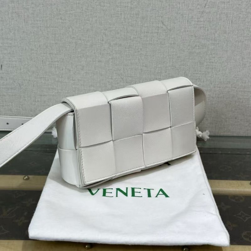 ✨BV 白金編織肩背斜背豆腐包18*9.5*5 98新配件塵袋-1